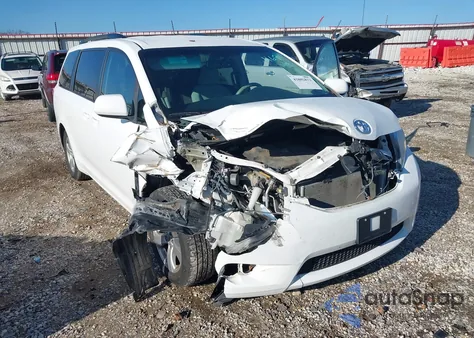 2013 Toyota Sienna Le V6 8 Passenger from USA, damaged, VIN 5TDKK3DC3DS384691